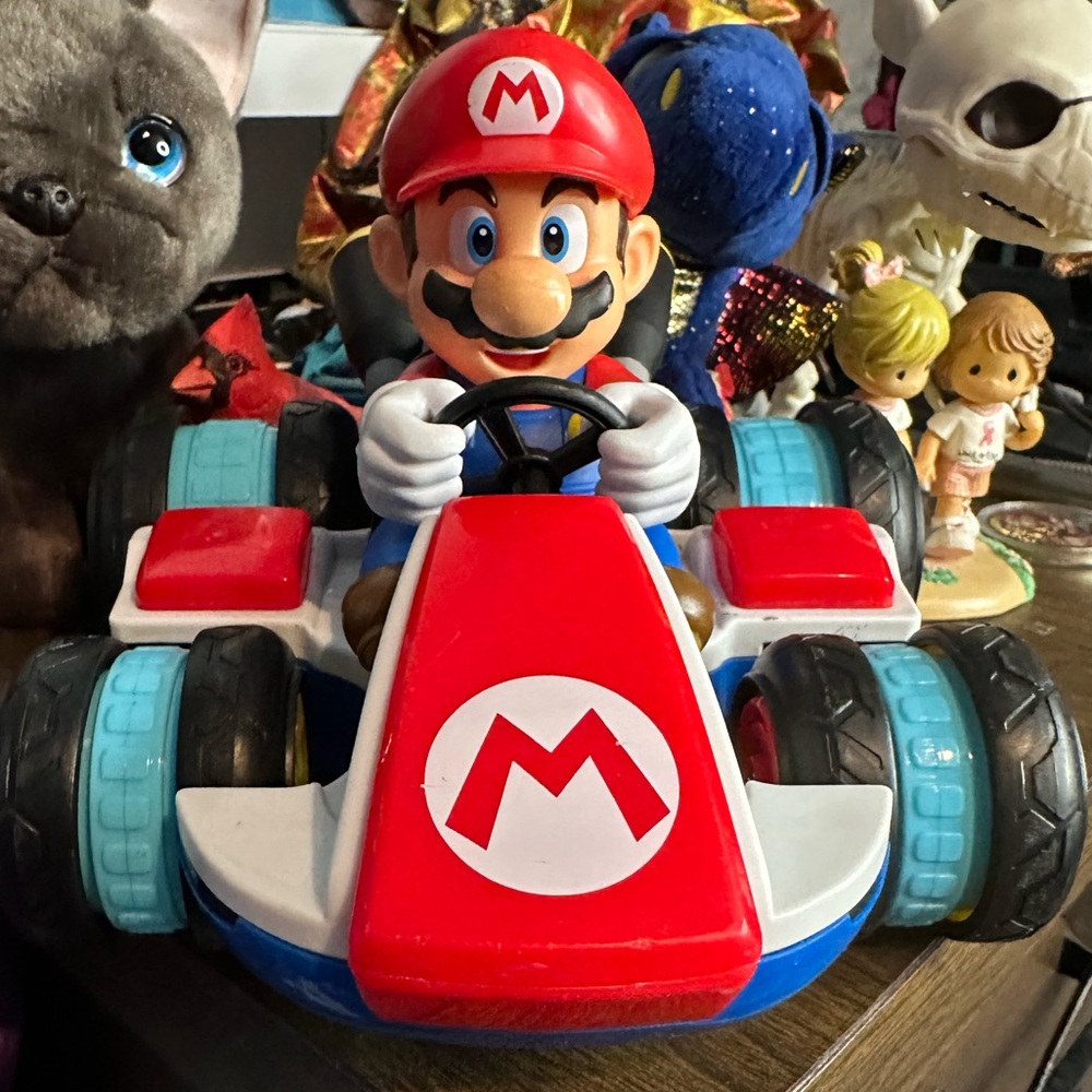 Nintendo Mario Kart remote control car Toy - Red Blue White